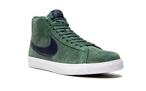 groene nike sneakers|Foot Locker.